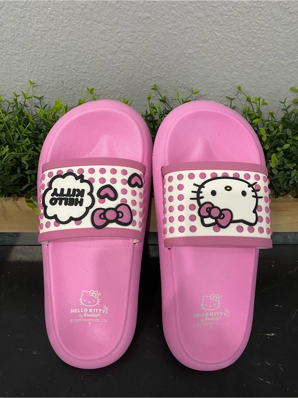 Hello Kitty Kids' Pink Slide Sandals